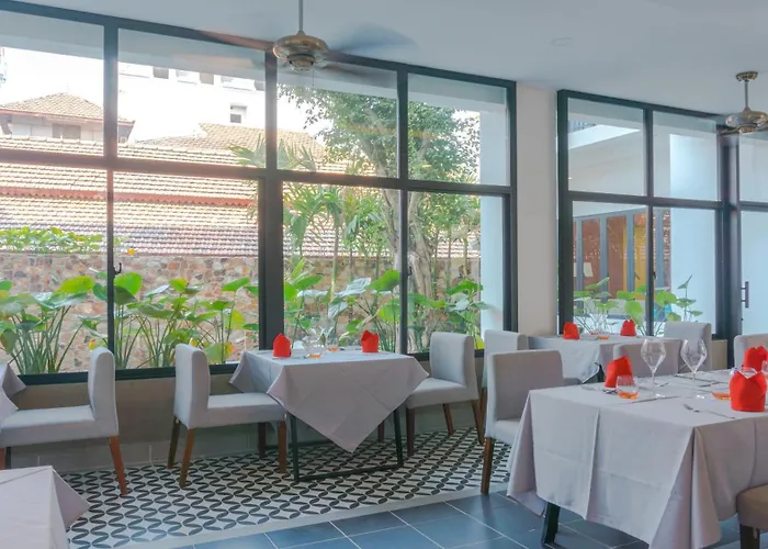 Angkor Aurora Hotel 5*
